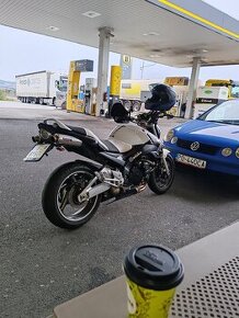 Suzuki gsr