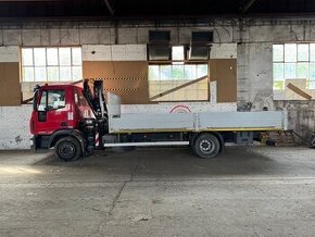 Nákladné auto IVECO EUROCARGO (12t) s hydraulickou rukou HIA