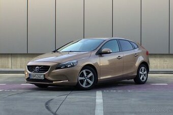 Volvo V40 D2 Powershift AT6