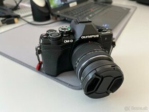 Olympus e-m10 mark iii