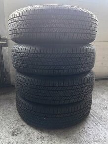 Predám 215/70r16 pneu Yokohama