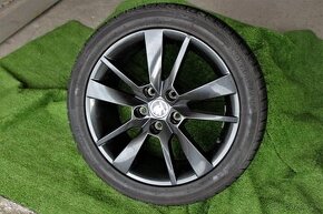 17”----ORIGINAL----ŠKODA---OCTAVIA--5x112 R17-----ZIMNA SADA