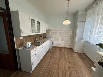 Veľkorysý 3 izbový byt,66 m2, Galanta