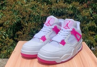 Air Jordan 4 “Hyper Violet women