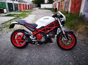 Ducati monster