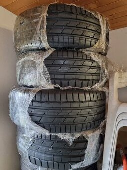 225/45 R19 Hankook Ventus S1 evo 3