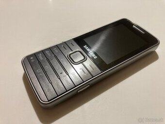 tlačítkový Samsung S5610