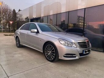 Mercedes-Benz E250 CDI 4MATIC 7G Tronic Plus