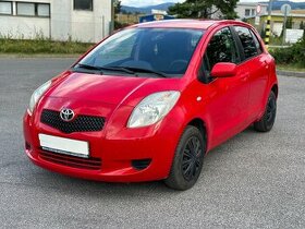 Toyota Yaris 1,0 benzín nova STK