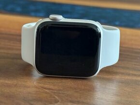 Apple Watch SE 2 2024 40mm NOVÉ - 1