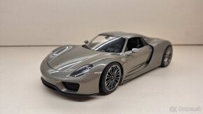 1:18 PORSCHE 918 SPYDER