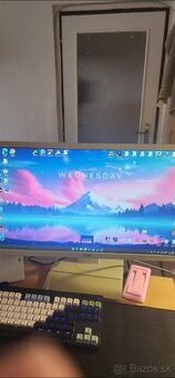 Monitor 24' FULL HD 60 HZ.