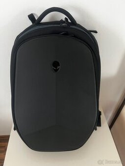 Prémiový batoh na notebook DELL Alienware 17”