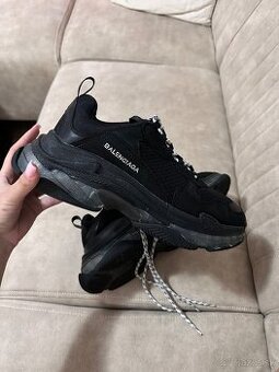 Balenciaga