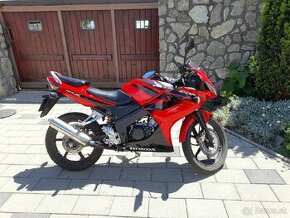 Predám - Honda CBR 125R - 1