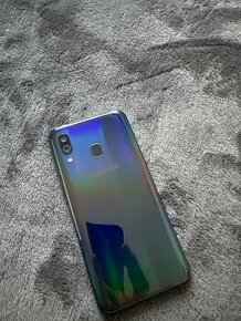 Samsung Galaxy A40 - 1