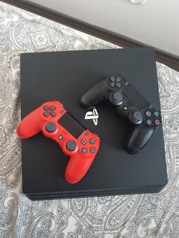 Predám Playstation 4 Pro 1 TB