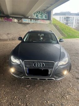 Audi A4 B8