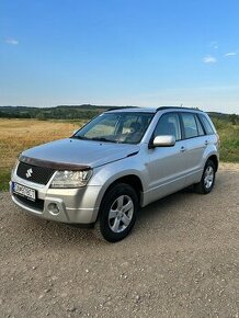 Suzuki Grand Vitara 2.0 - 1