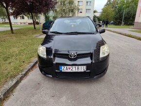 Toyota Auris 1,33 5D