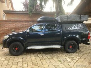 Predam Toyota Hilux 3 l expedicne vozidlo