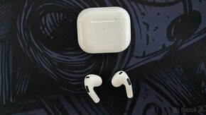 Apple AirPods (3rd generation) MagSafe Charging Case - 1