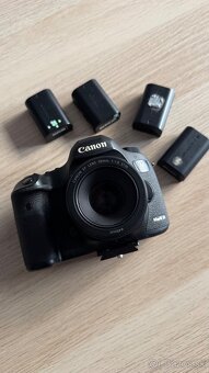 CANON 5D MARK III + Canon EF 50mm F1.8 STM - 1