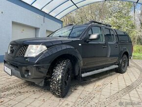 NISSSAN NAVARA 2.5dCi 147.000km UZÁVIERKA DIFF - 1