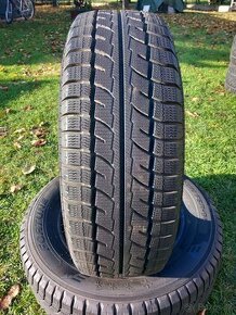 215/65 r16C  zimne pneumatiky 2kusy