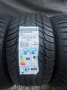 Bridgestone 225/50R18 Nove zimne