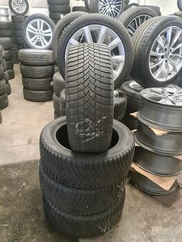 ZIMNE PNEU 225/50 R17 BRIDGESTONE