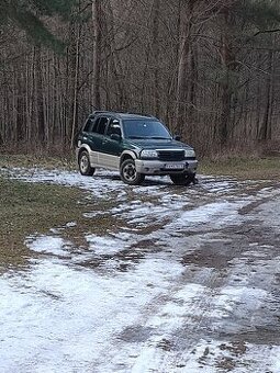 Suzuki Grand Vitara 2.5 V6 - 1