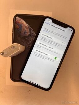 IPHONE XR BLACK 128GB ZÁRUKA - VEĽMI PEKNÝ STAV