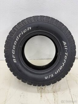 LT 265/70 R16 BF Goodrich All-terain - 1