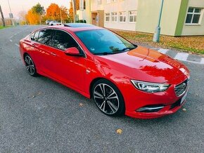 Opel Insignia Grand sport 2.0 CDTi OPC Line