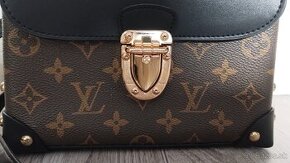 Napodobenina kabelky Louis Vuitton