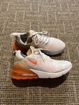 Nike Air Max 270 Vel 40,5