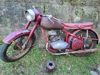 Jawa 250 Perak zbrojovka