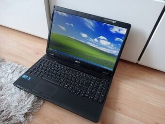 predám Acer extensa 5635 / 3gb ram / 250gb hdd / Windows xp - 1