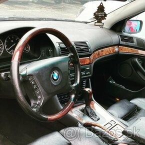 BMW E39 drevodekor