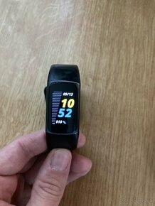 Fitbit Charge 5