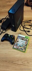 Xbox 360 Slim 4GB