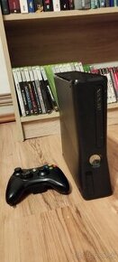 Xbox 360 Slim 4GB