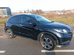 Honda HR-V 1.6 i-DTEC Executive - v plnej výbave