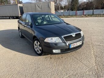 Škoda Octavia 1.9 TDI DSG Hatchback