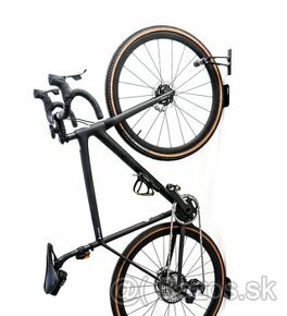 █ stojan stenovy vertikalny LEZYNE -- aj MTB + e-bike