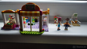 LEGO Friends Supermarket v Heartlake