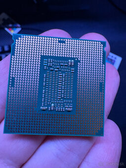 Predám Intel I5-9400F