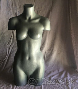 Figurína torzo dámske - šedý plast - 1