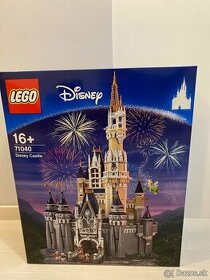 LEGO Disney 71040 Disney Castle - 1